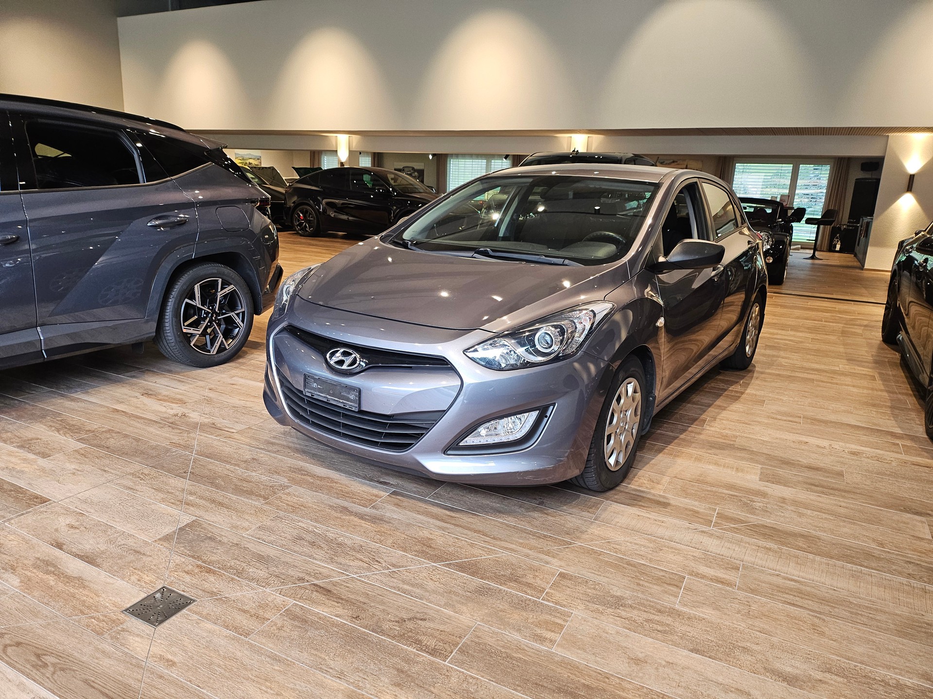 HYUNDAI i30 1.4 Comfort đ„frisch ab MFKđ„-image-0