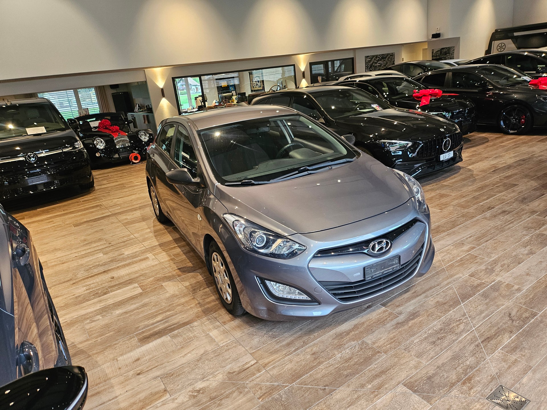 HYUNDAI i30 1.4 Comfort đ„frisch ab MFKđ„-image-5