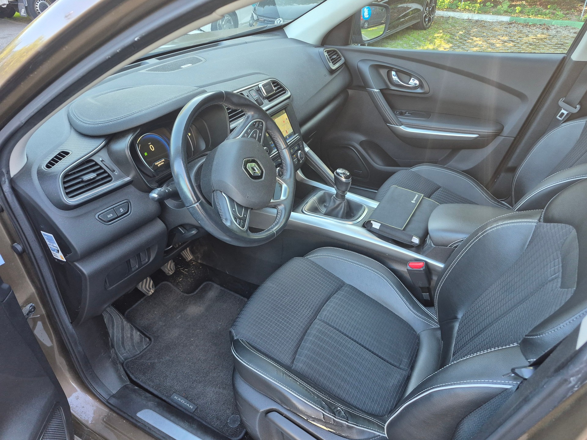 RENAULT Kadjar 1.2 16V Turbo Bose-image-7