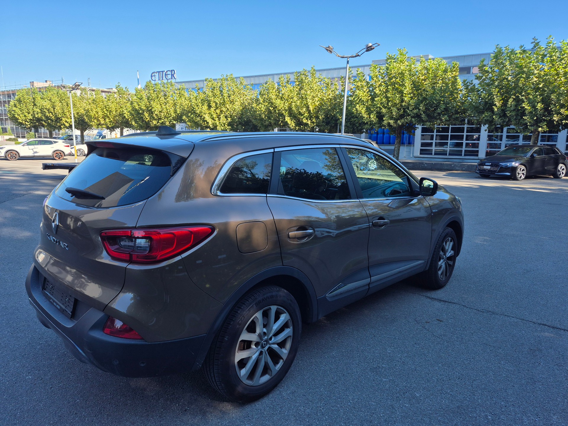 RENAULT Kadjar 1.2 16V Turbo Bose-image-3