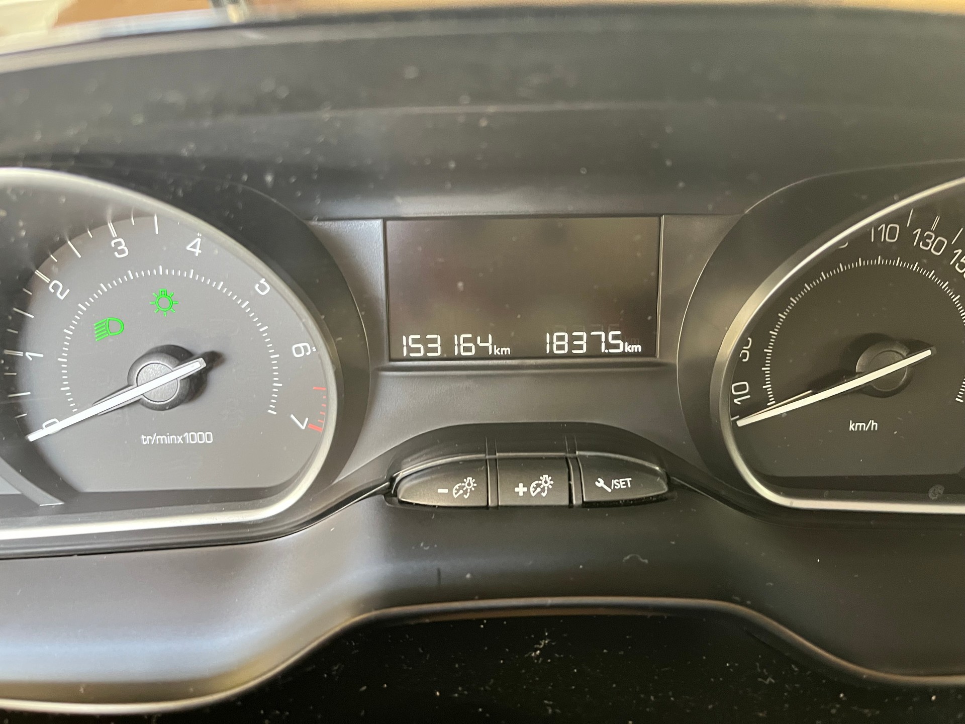 PEUGEOT 1.2 PureTech Active-image-2