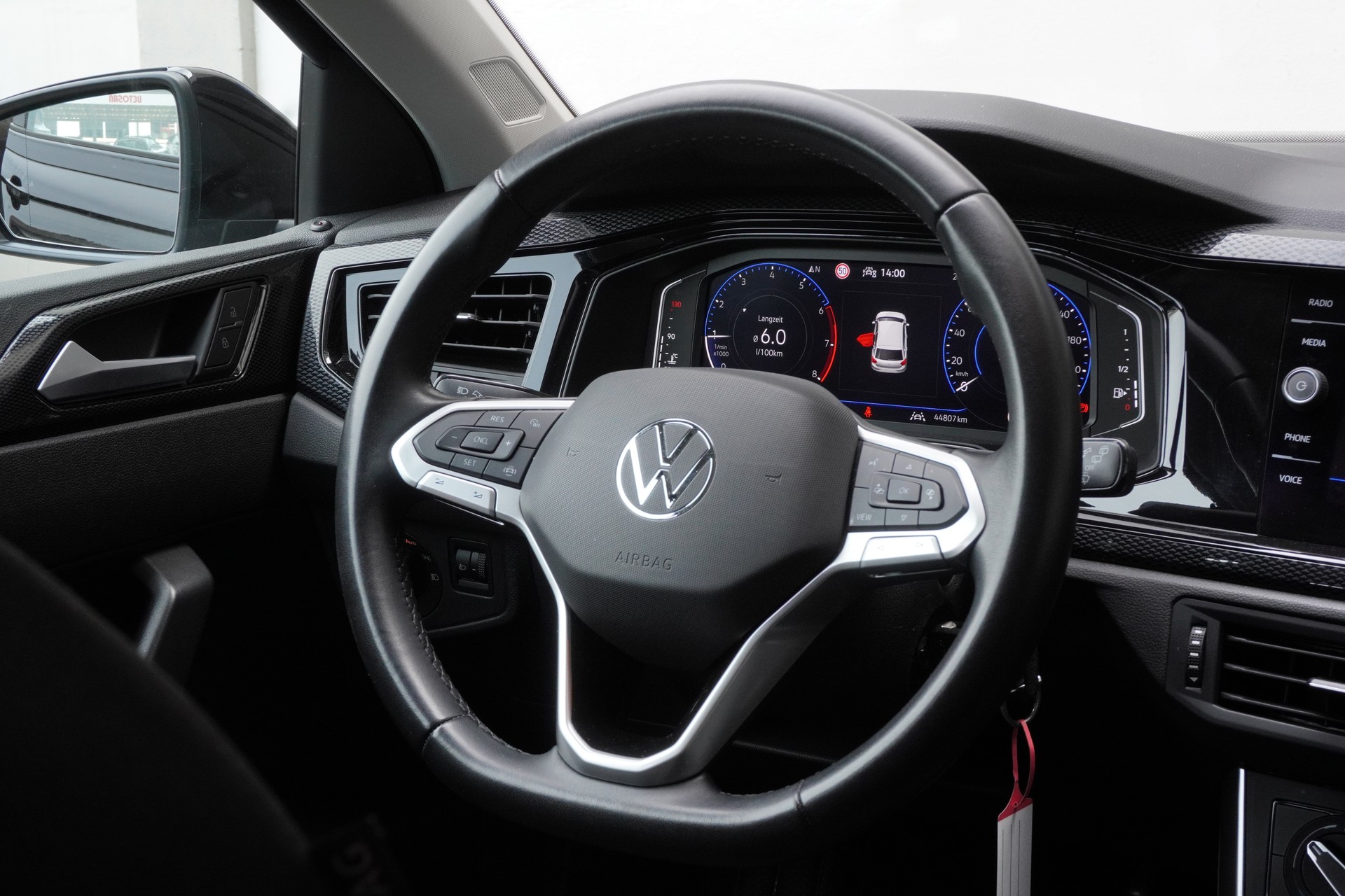 VW Polo 1.0 TSI Life DSG-image-9