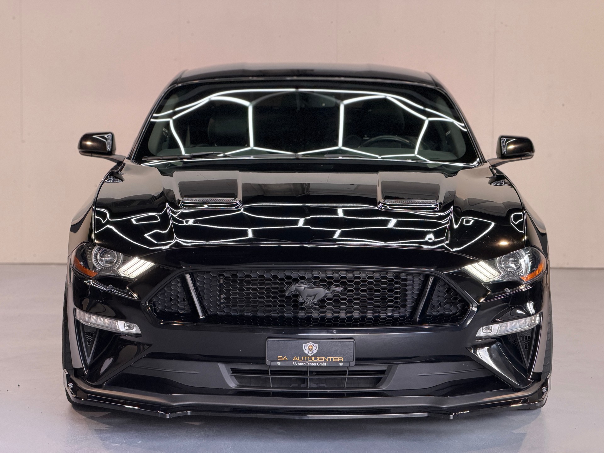 FORD Mustang Fastback 5.0 V8 GT Automat-image-2