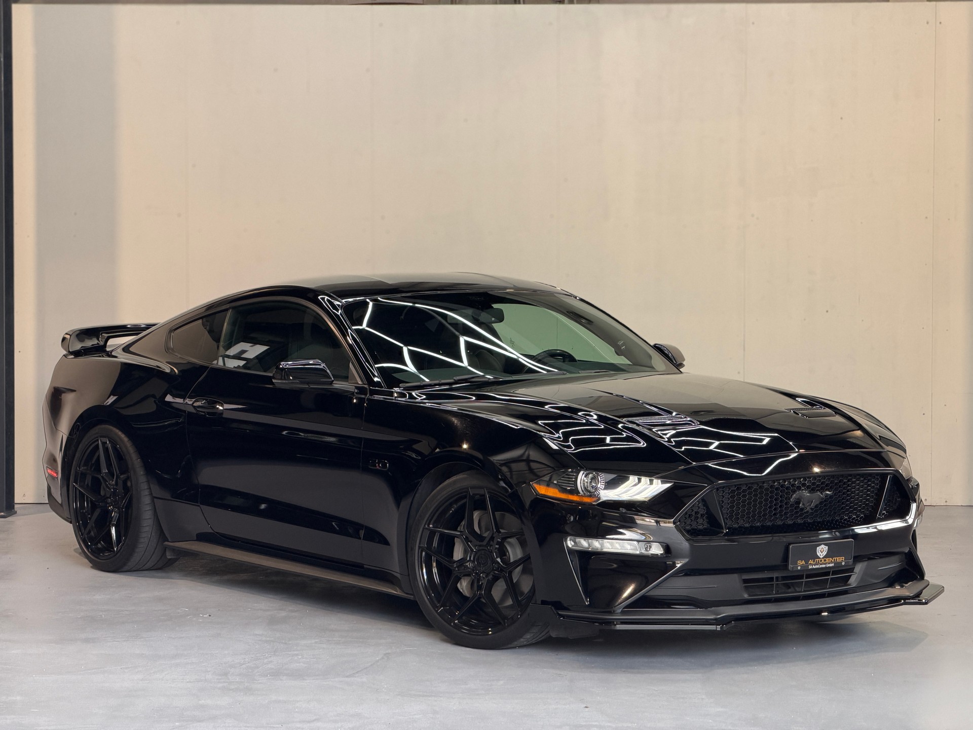 FORD Mustang Fastback 5.0 V8 GT Automat-image-1