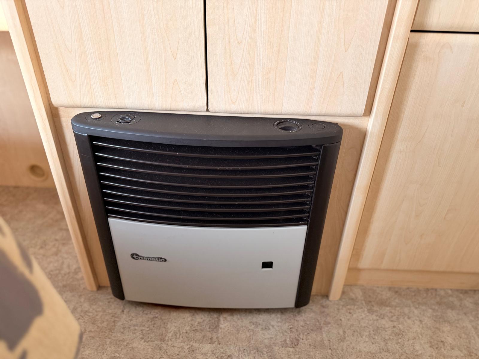 BÜRSTNER Bürstner 5421 – WC / Küche / Heizung-image-14