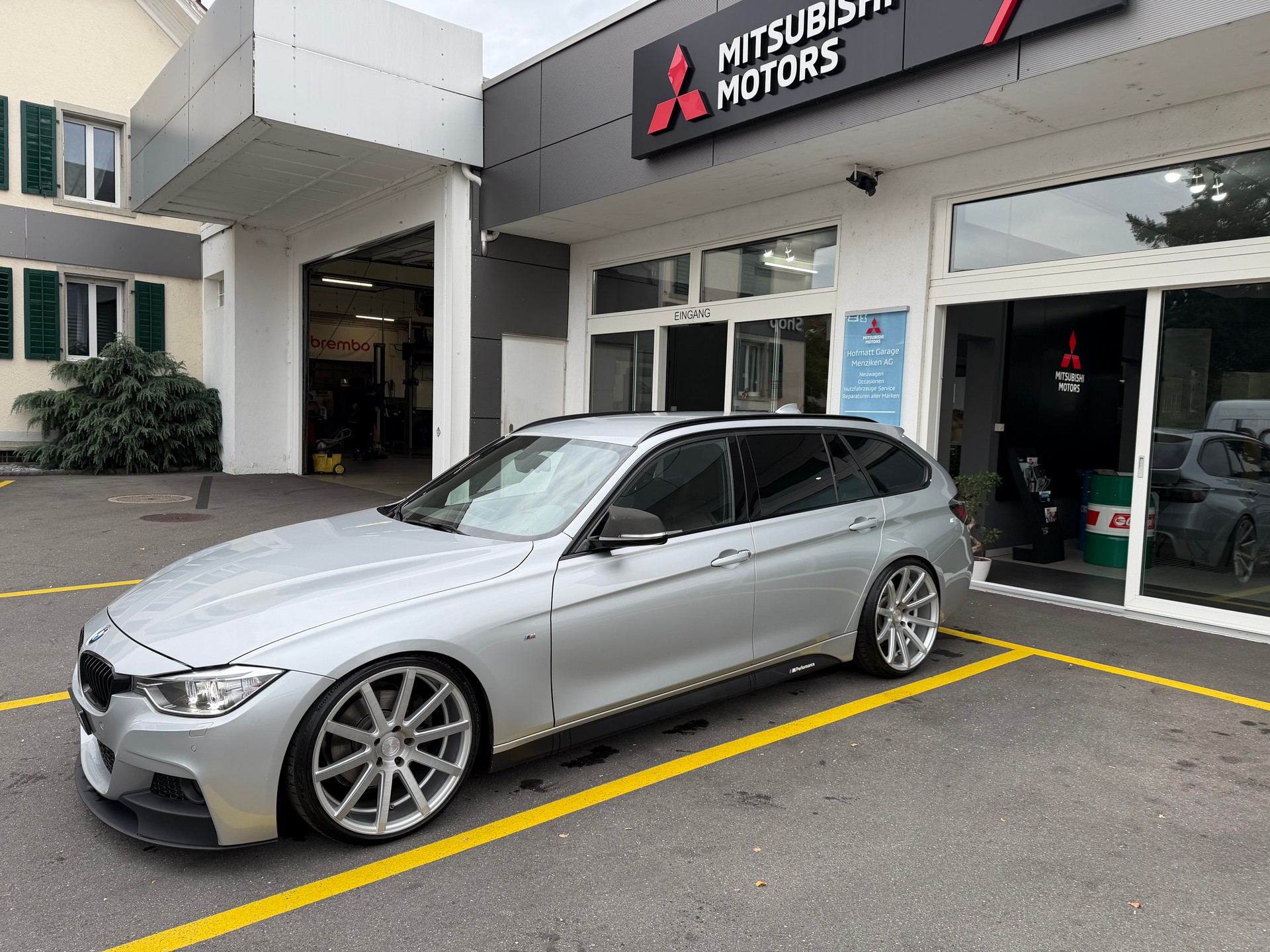 BMW 328i Touring Steptronic-image-2