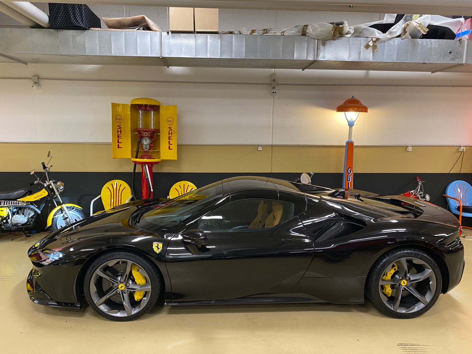 FERRARI SF90 Spider-image-4