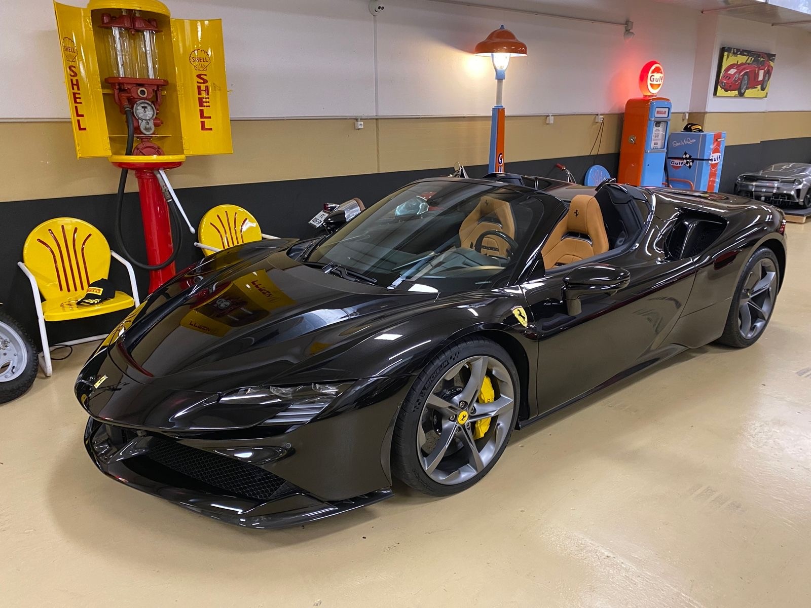 FERRARI SF90 Spider-image-0