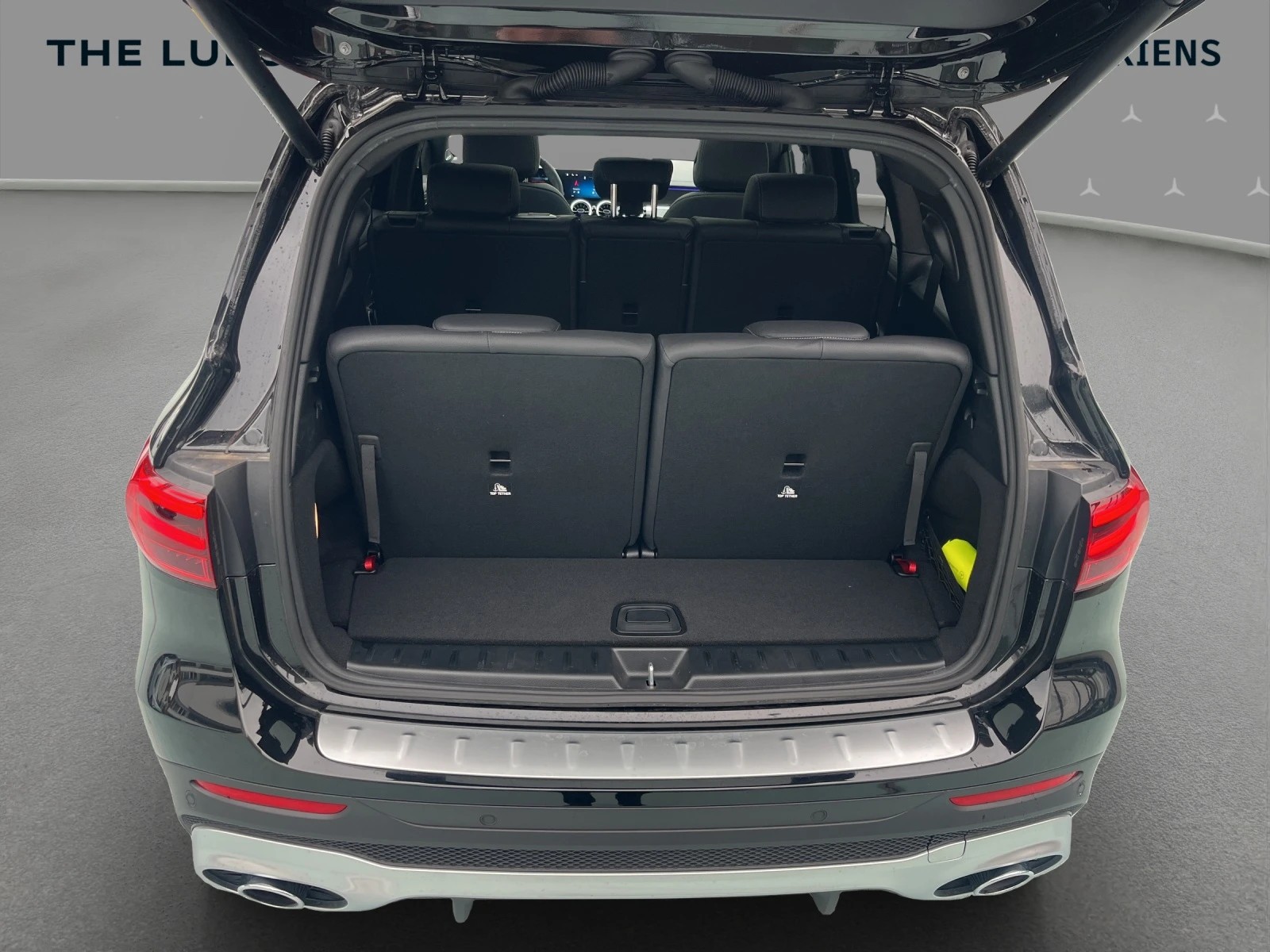 MERCEDES-BENZ GLB 34 4M - AMG / DISTRONIC / 360 Grad Kamera / Leder / 7 Sitze-image-13