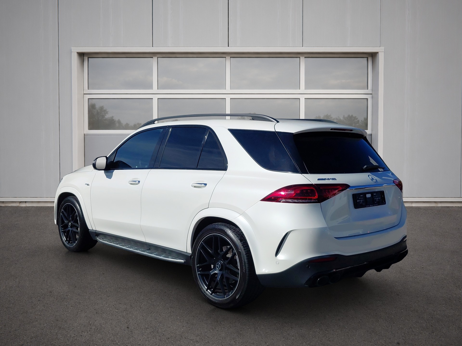 MERCEDES-BENZ GLE 53 AMG 4Matic+ 9G-Speedshift-image-4