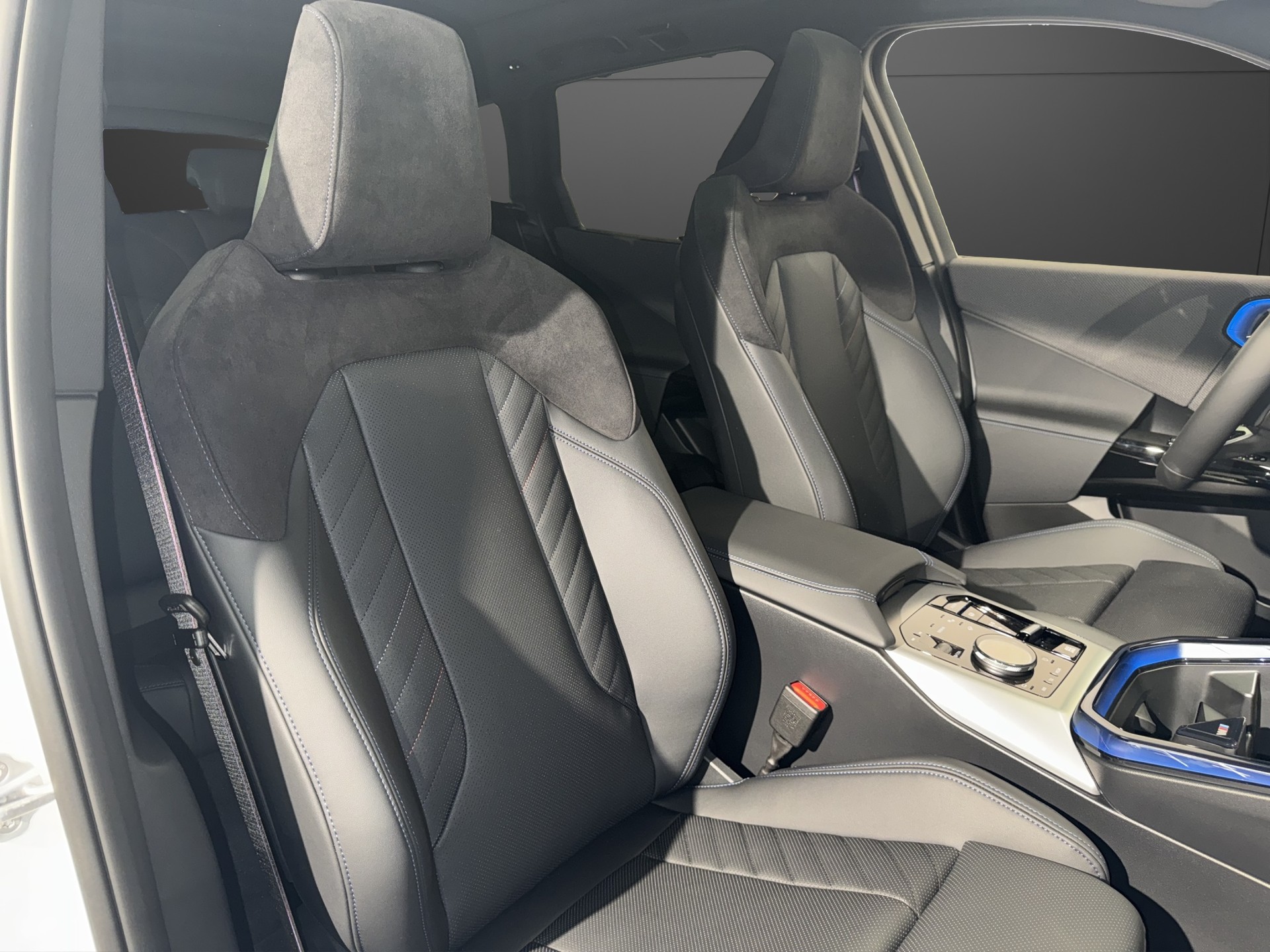 BMW X3 G45 30e xDrive-image-16