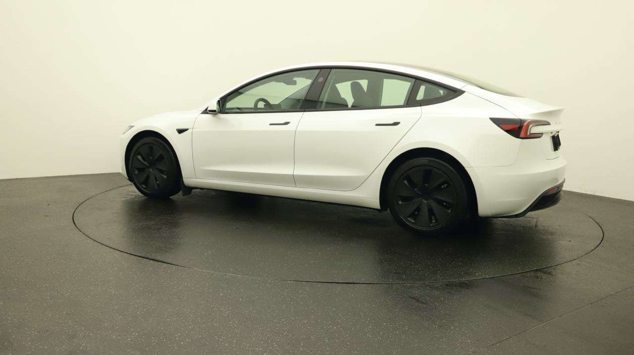 TESLA Model 3 Long Range Dual Motor AWD-image-2