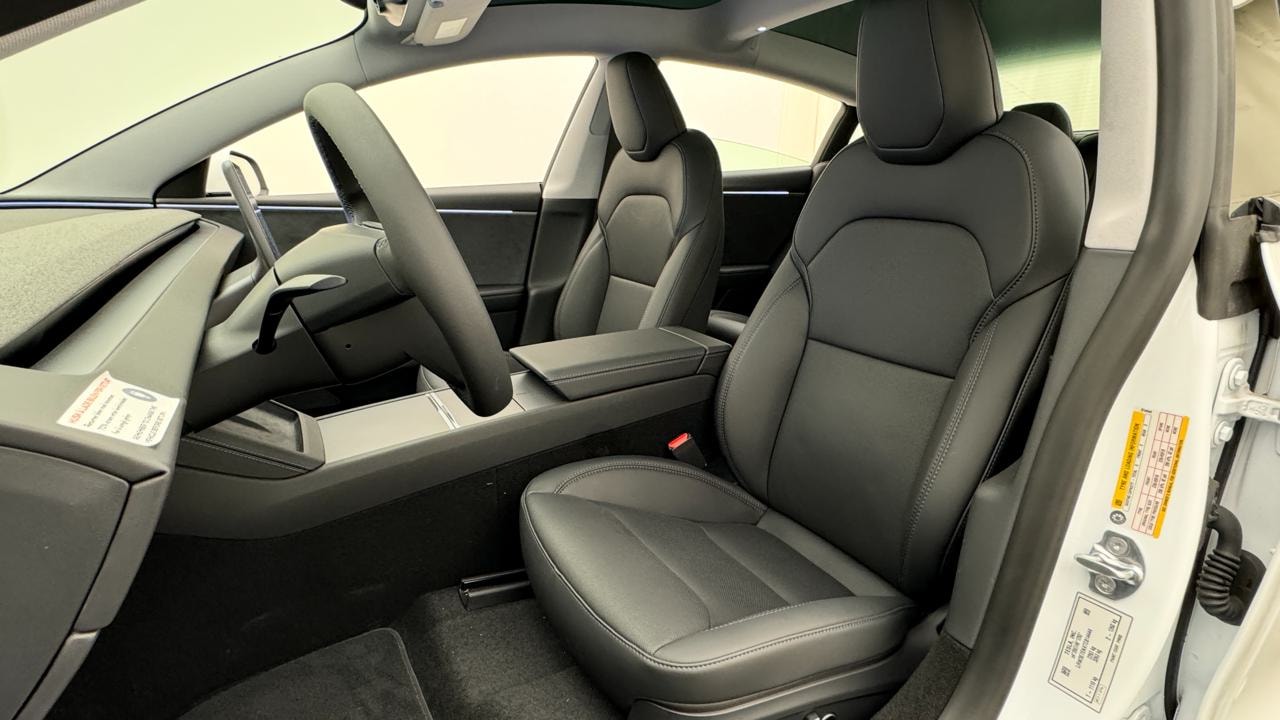 TESLA Model 3 Long Range Dual Motor AWD-image-4