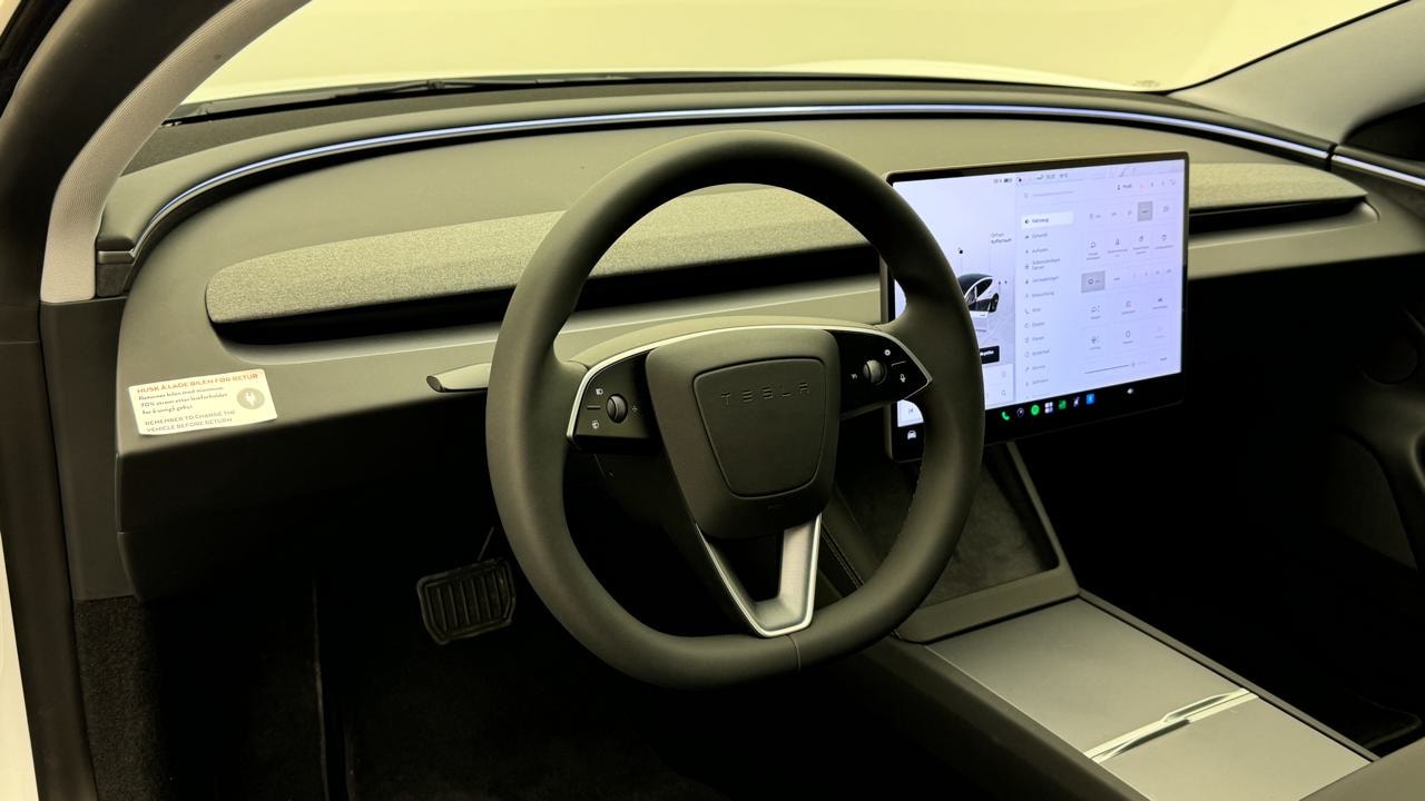 TESLA Model 3 Long Range Dual Motor AWD-image-6