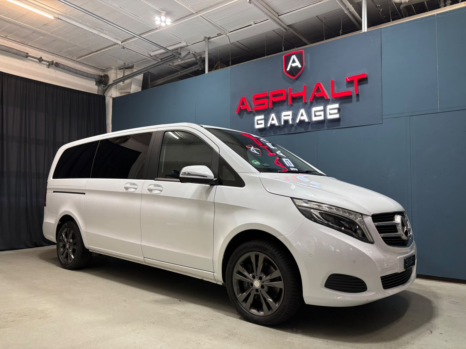 MERCEDES-BENZ V 250 d lang 4Matic 7G-Tronic-image-1