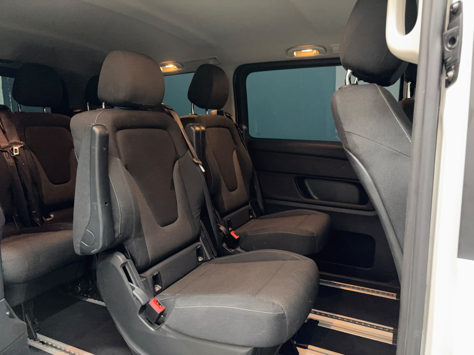 MERCEDES-BENZ V 250 d lang 4Matic 7G-Tronic-image-20