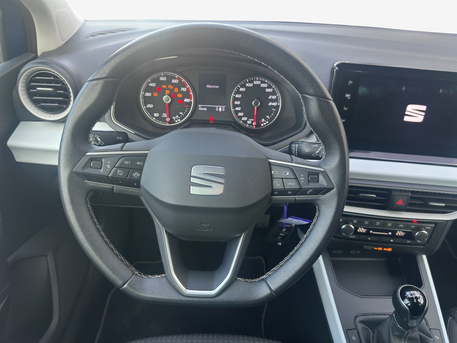 SEAT Arona 1.0 TSI Eco Style-image-9