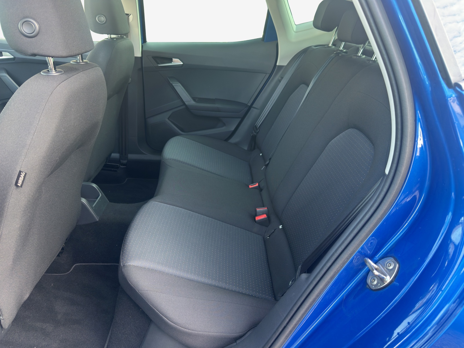 SEAT Arona 1.0 TSI Eco Style-image-11