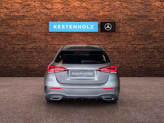 MERCEDES-BENZ A 250e AMG Line-image-5