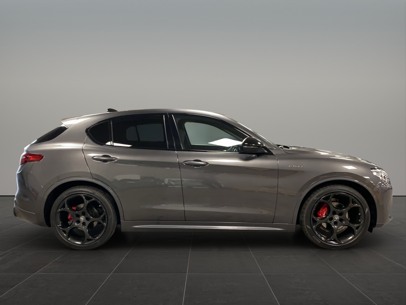 ALFA ROMEO STELVIO 2.0 Q4 280 Veloce P-image-7