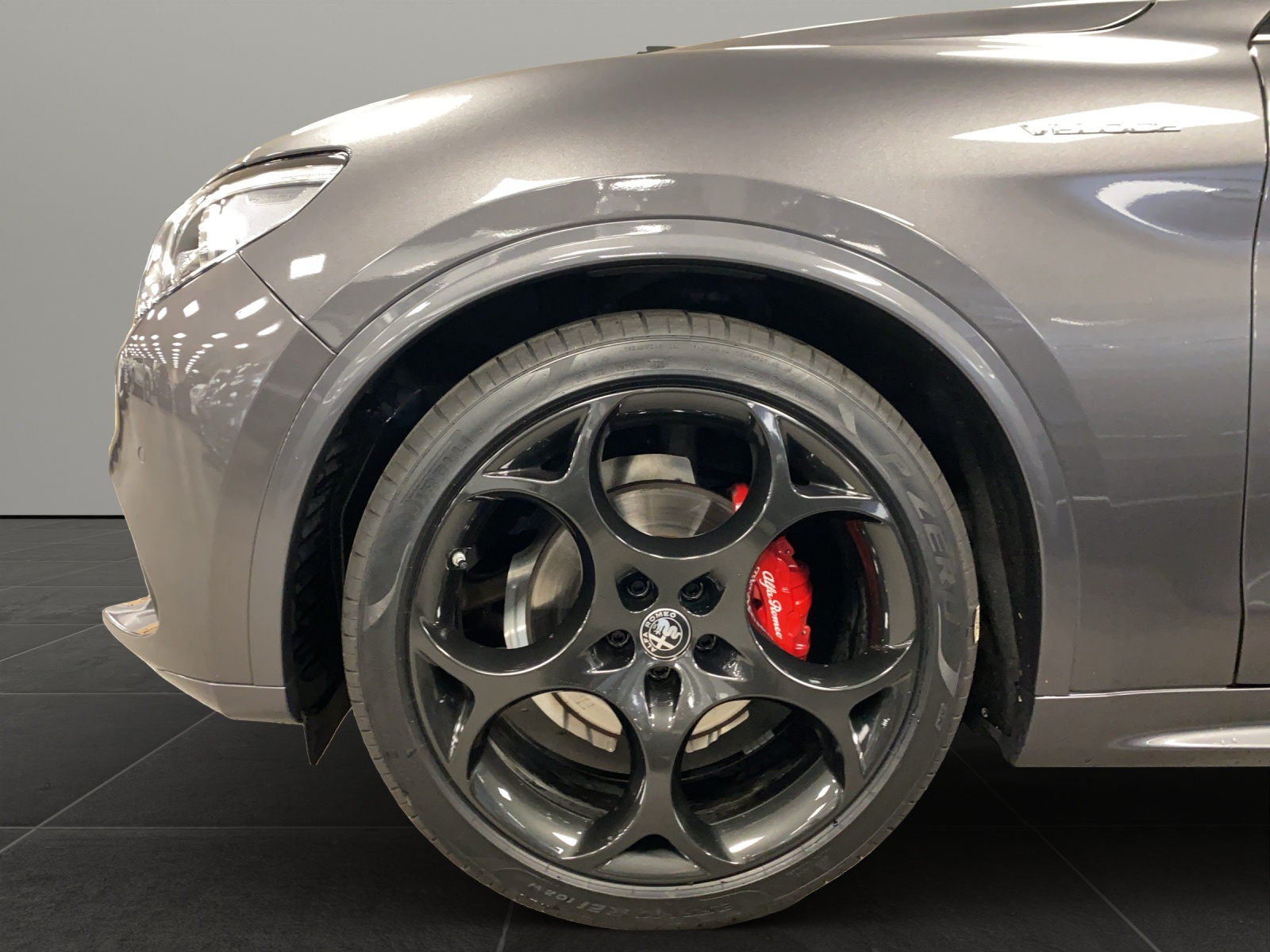 ALFA ROMEO STELVIO 2.0 Q4 280 Veloce P-image-9