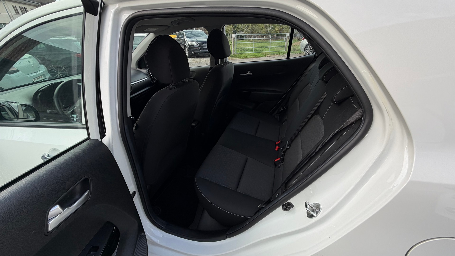 KIA Picanto 1.0 CVVT Start-image-13