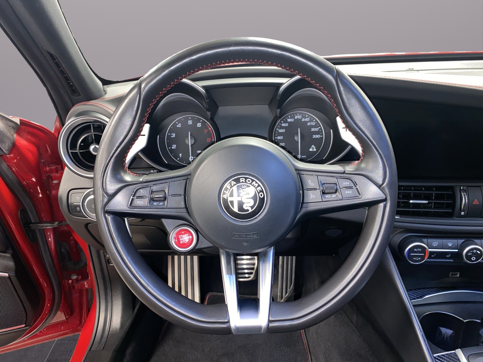 ALFA ROMEO Giulia 2.9 V6 510 AT Quadr-image-12