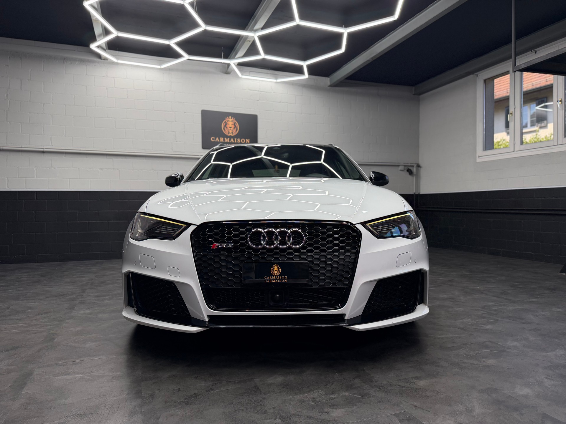 AUDI RS3 2.5 TSI quattro S-tronic | ABT-Tuning ab Werk | Schiebedach | B&O Soundanlage | Rückfahrkamera | CH-Auto-image-1