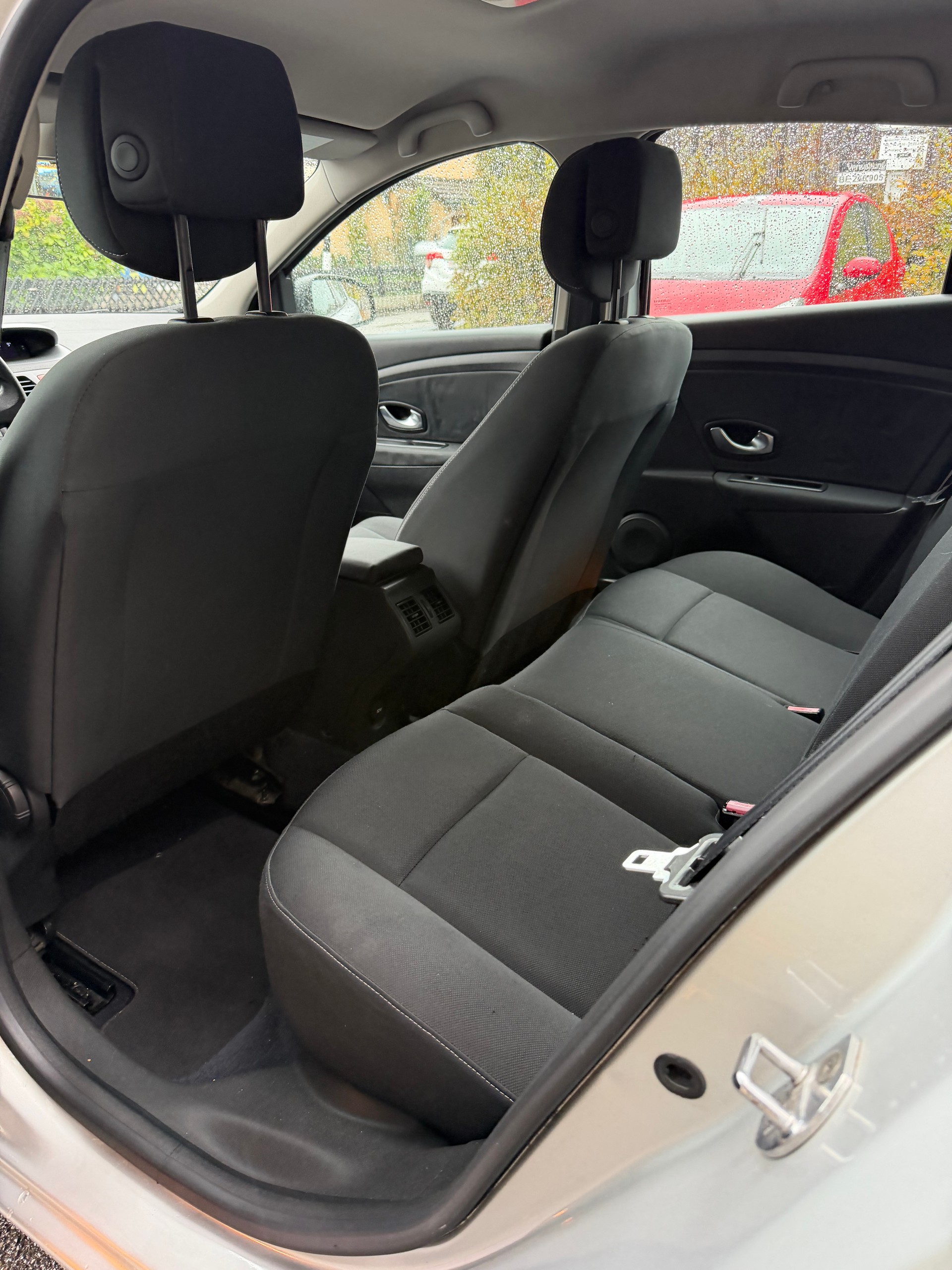 RENAULT Mégane 1.6 16V Expression-image-7