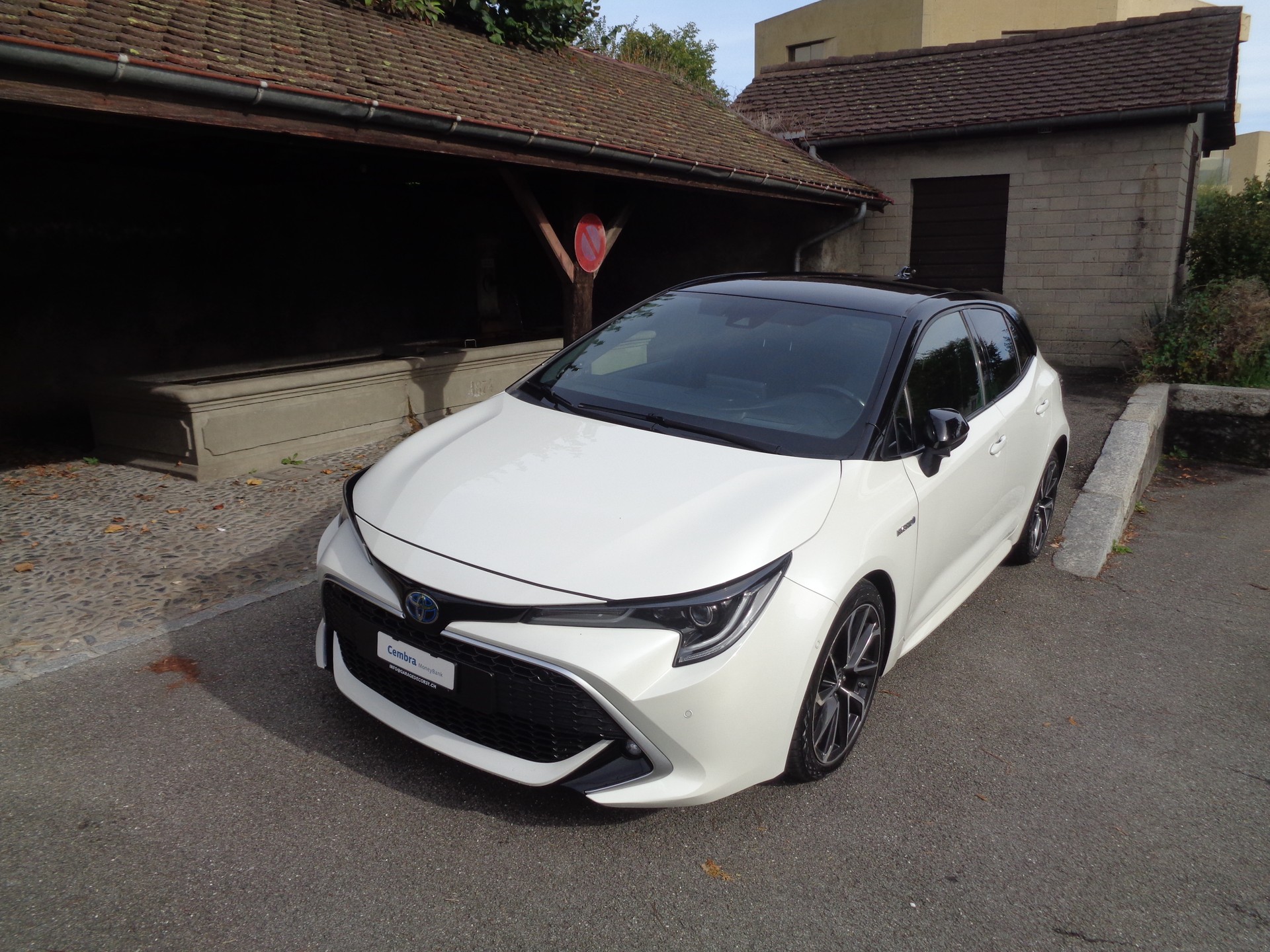 TOYOTA Corolla 2.0 HSD Style e-CVT-image-11