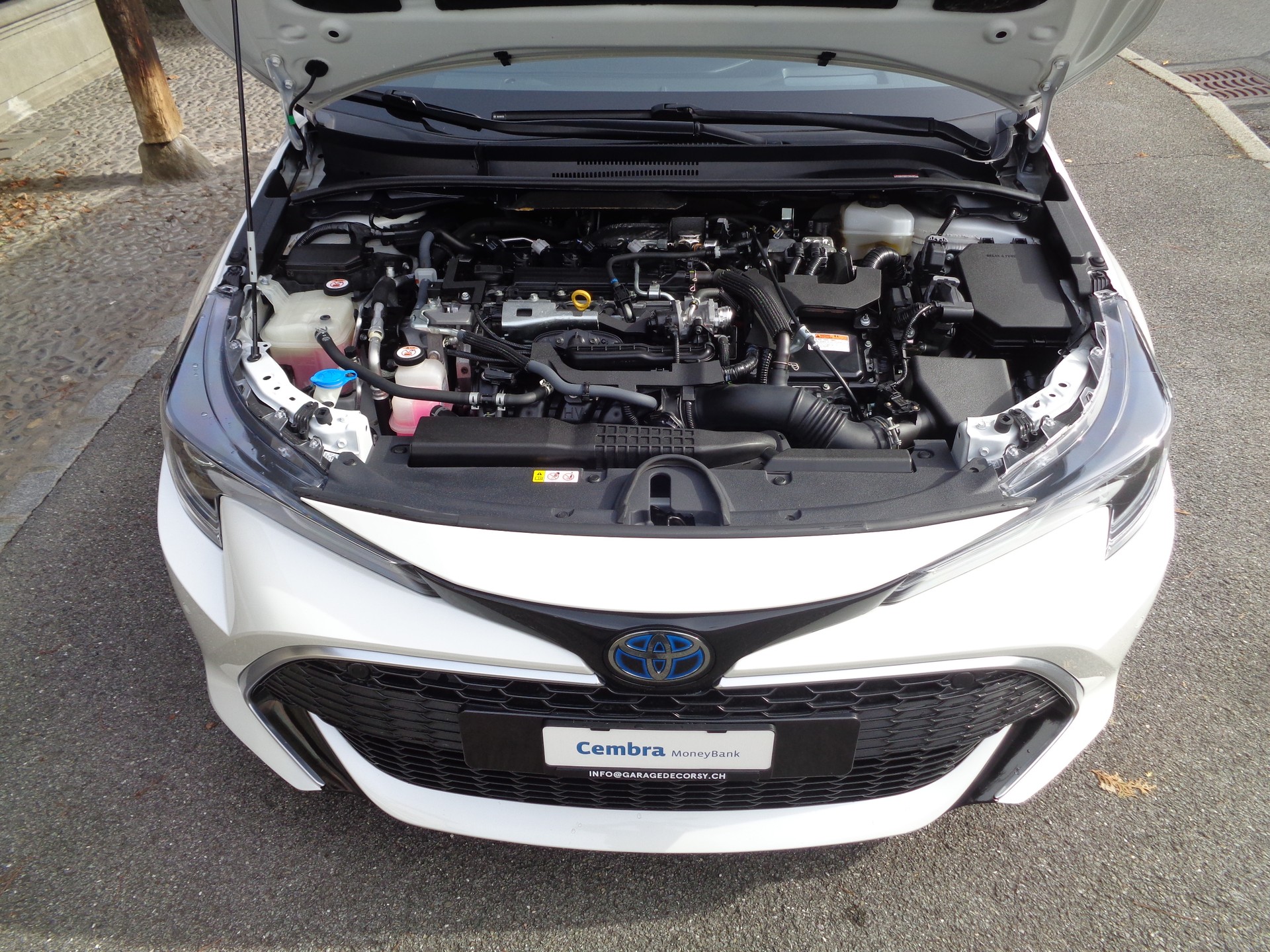 TOYOTA Corolla 2.0 HSD Style e-CVT-image-4