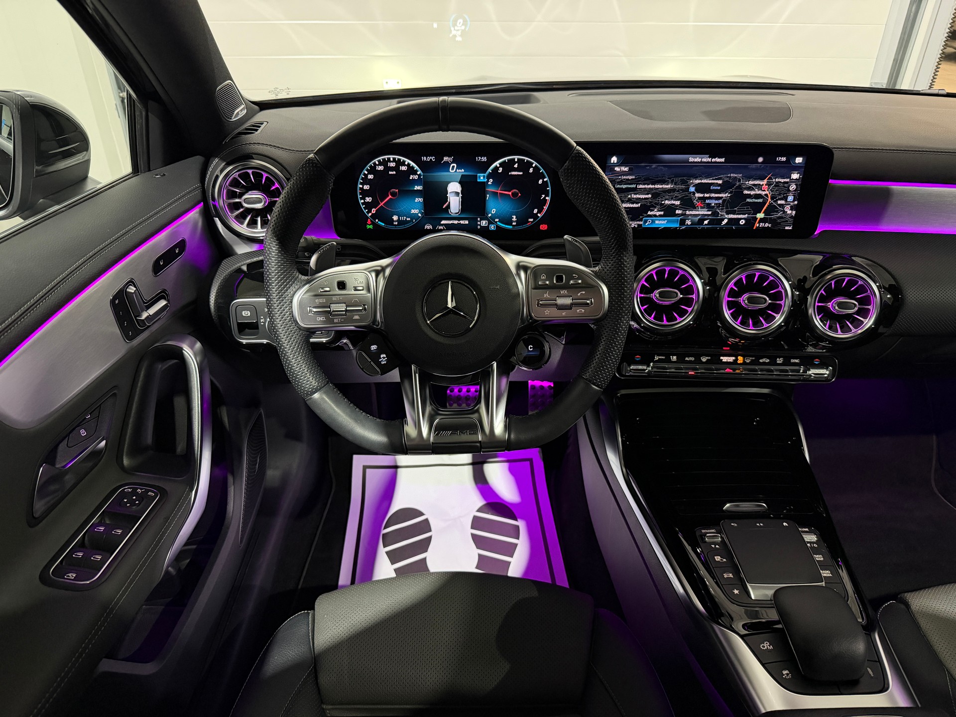 MERCEDES-BENZ A 45 S AMG 4Matic+ Speedshift (CH)-image-8
