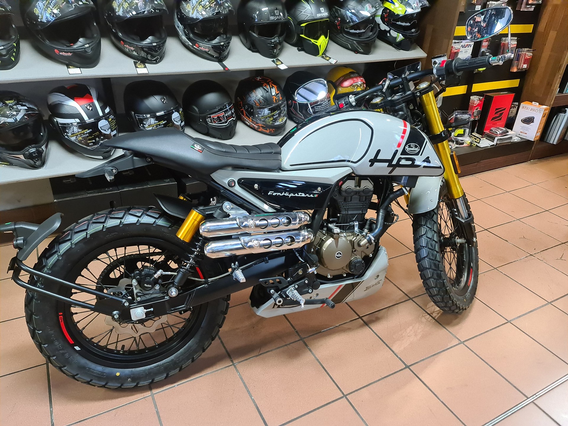 MONDIAL HPS 125-image-7