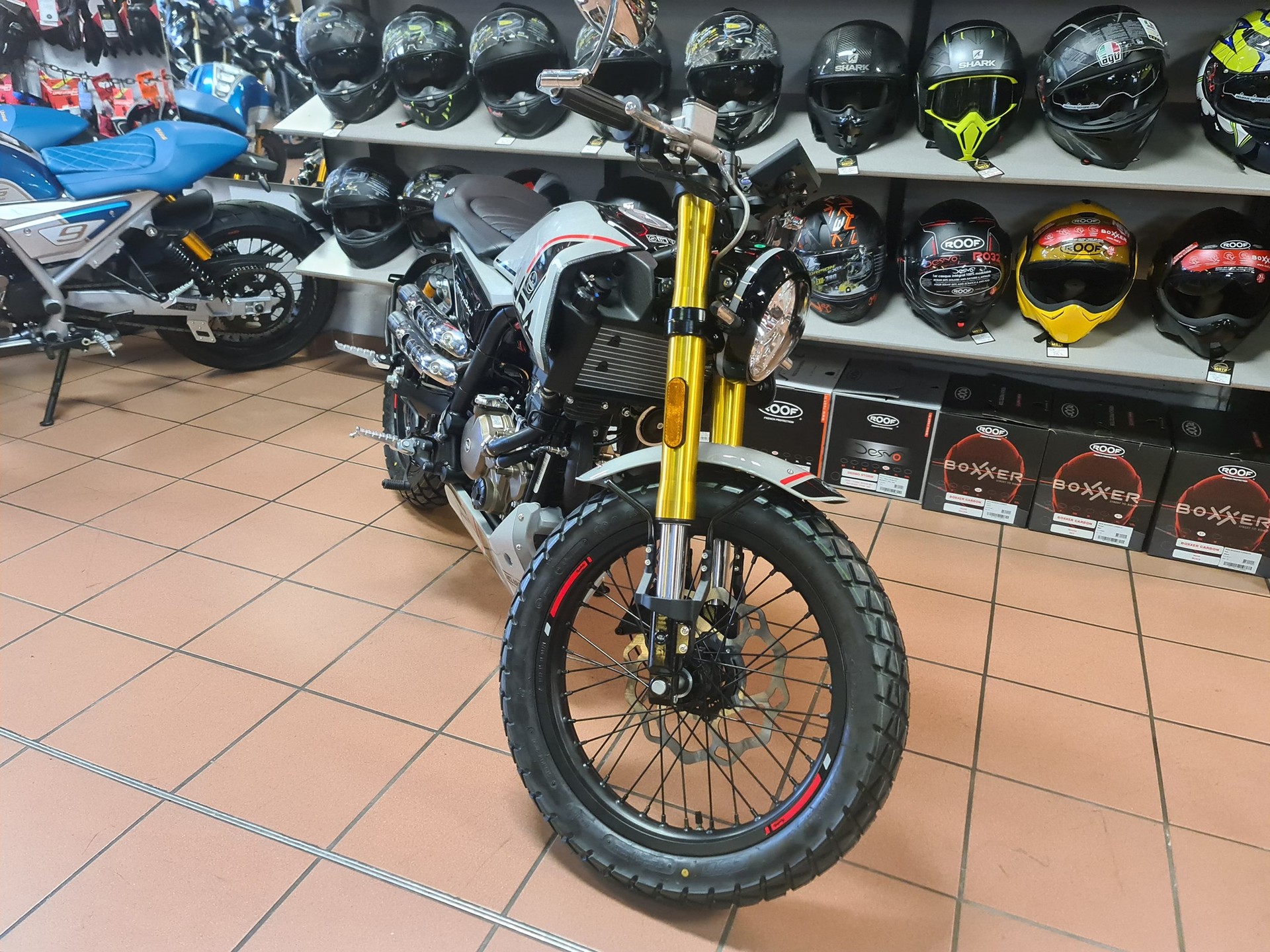 MONDIAL HPS 125-image-8