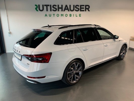 SKODA Superb 2.0 TDi SportL 4x4-image-4