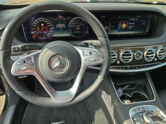 MERCEDES-BENZ S 560 Maybach 4Matic-image-7