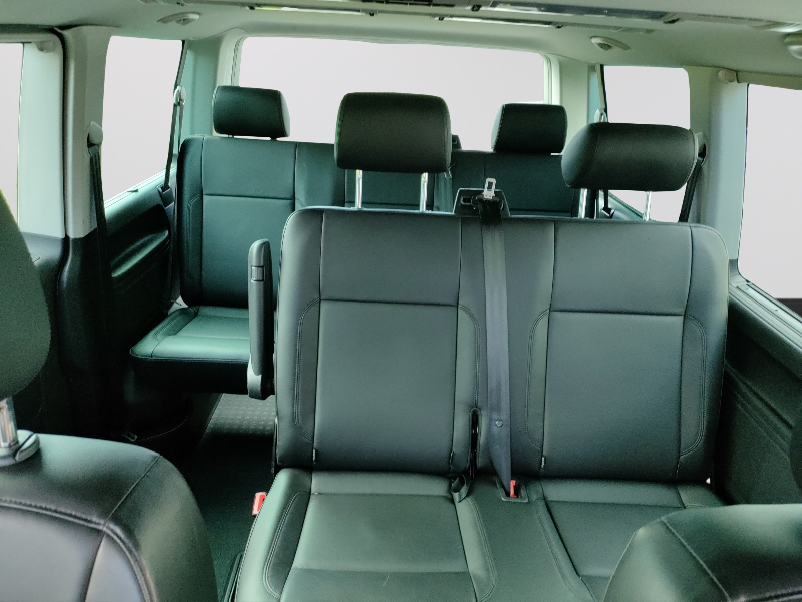 VW T6 Caravelle 2.0 TDI Comfortline DSG-image-11
