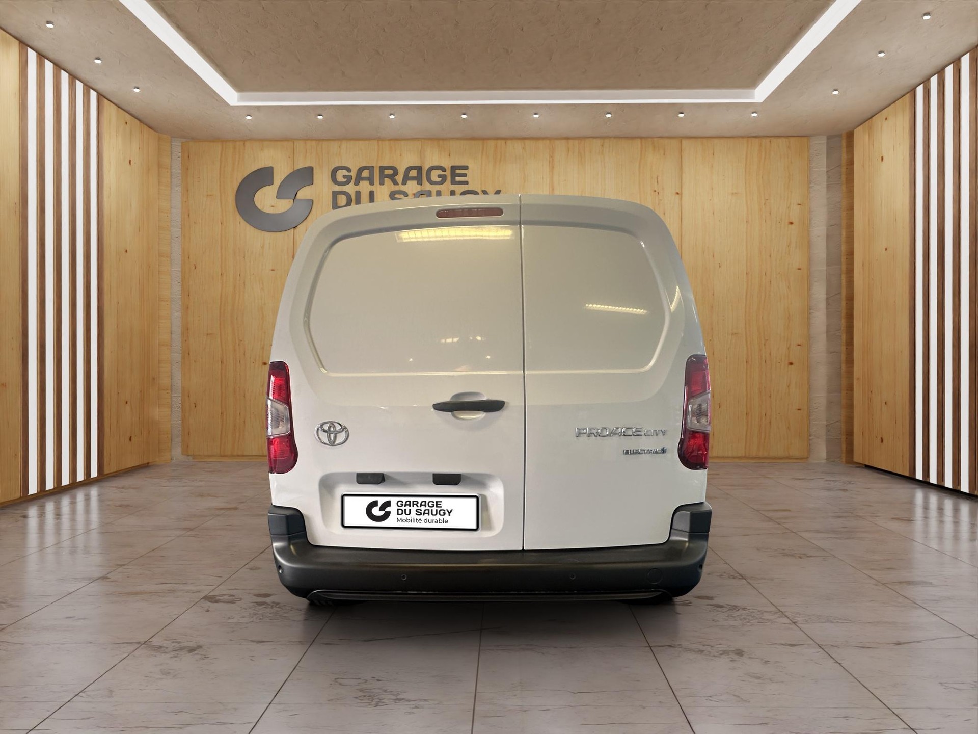 TOYOTA PROACE CITY Van L1 52KWh Active-image-5