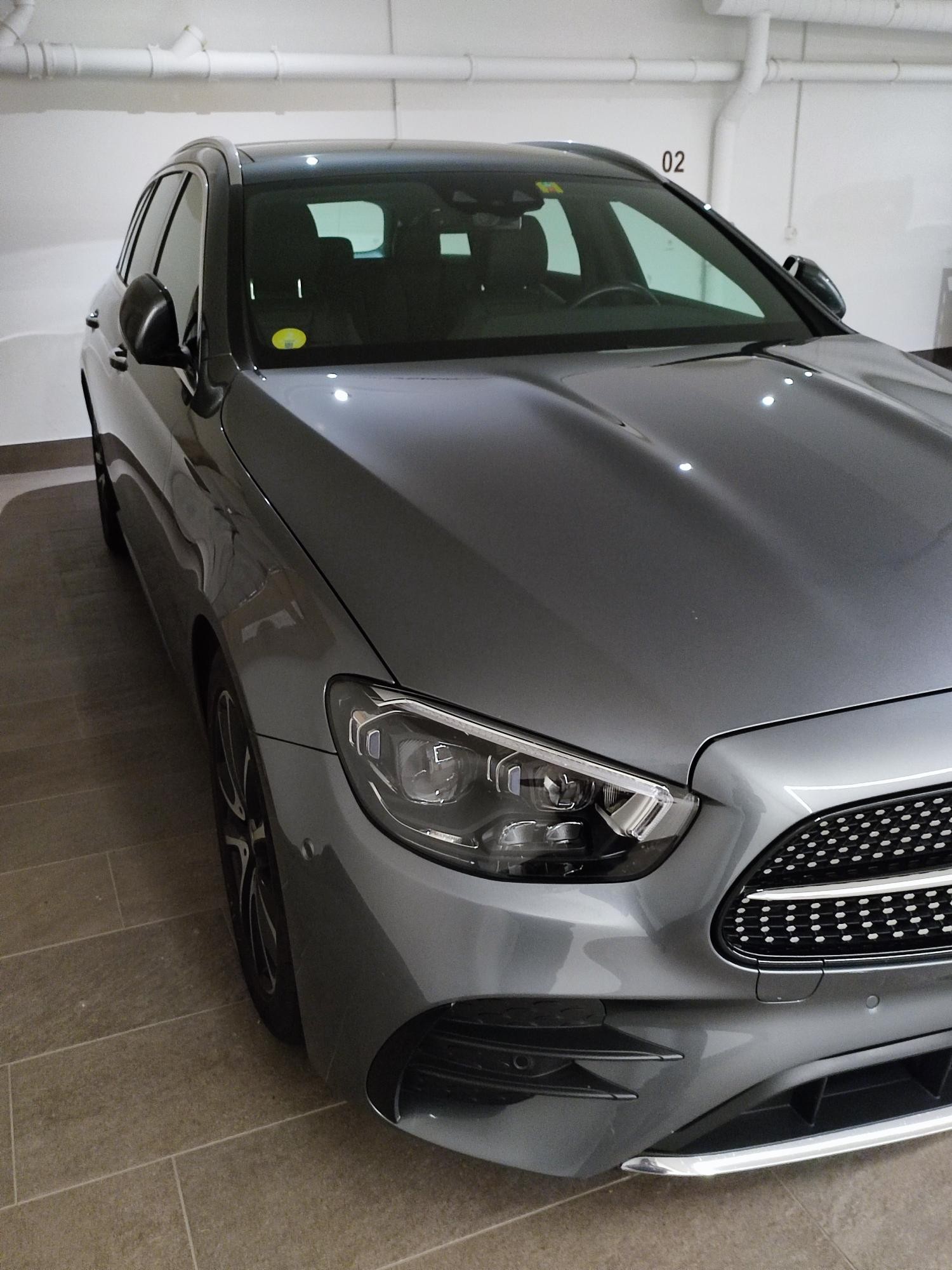 MERCEDES-BENZ E 220 d T 4Matic AMG Line 9G-Tronic-image-1