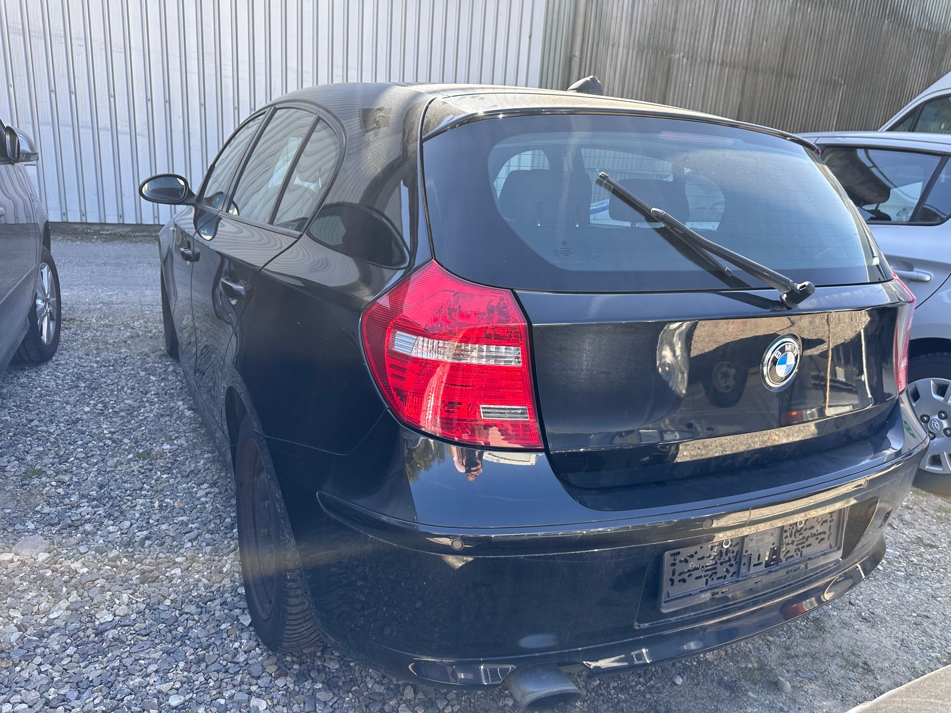 BMW 120i Steptronic-image-3
