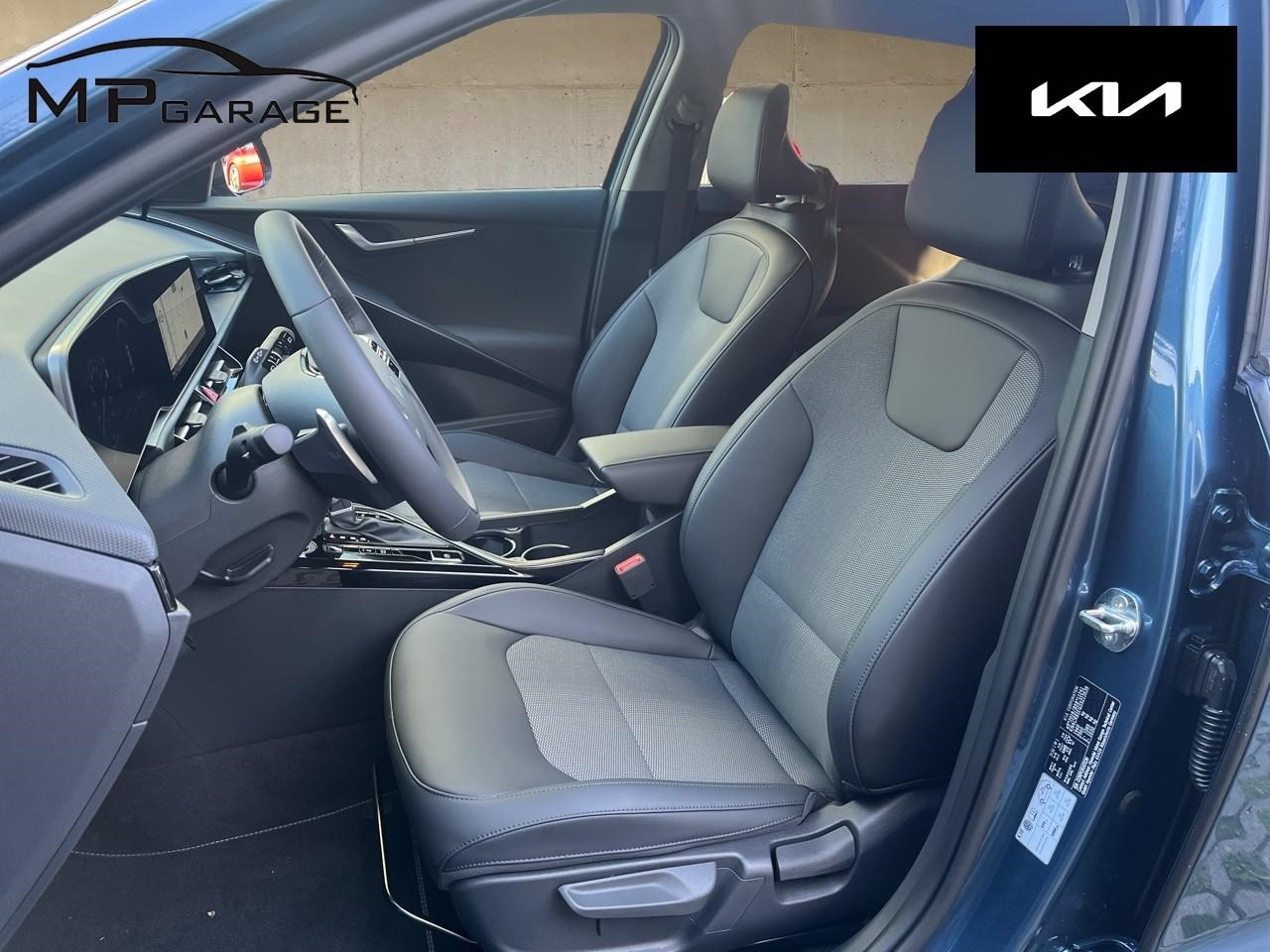 KIA Niro 1.6 GDi Hybrid Power Edition-image-12