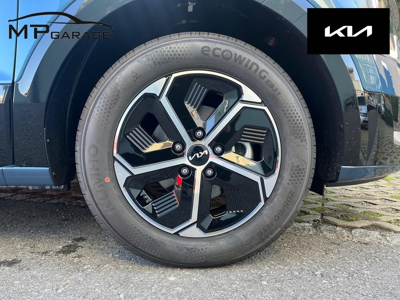 KIA Niro 1.6 GDi Hybrid Power Edition-image-13