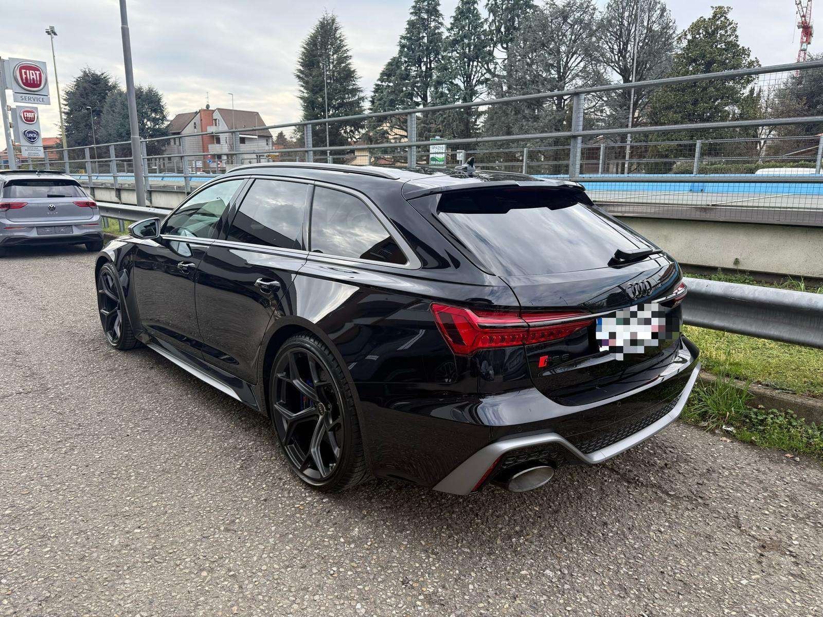 AUDI RS6 Avant 4.0 TFSI V8 Performance quattro-image-0