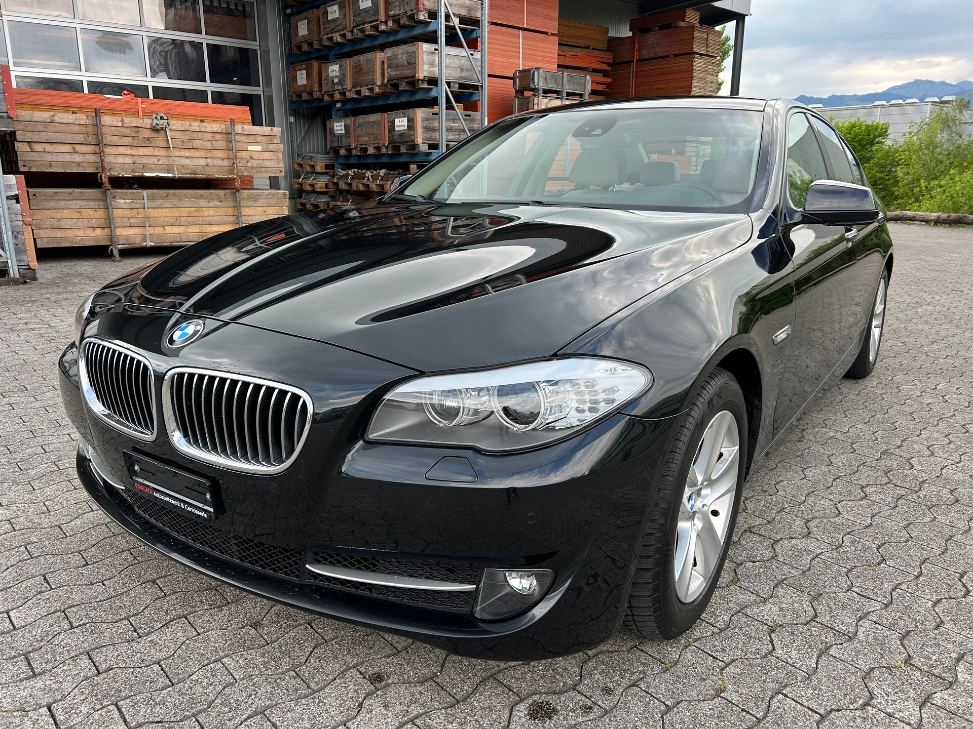 BMW 530d xDrive Steptronic-image-0