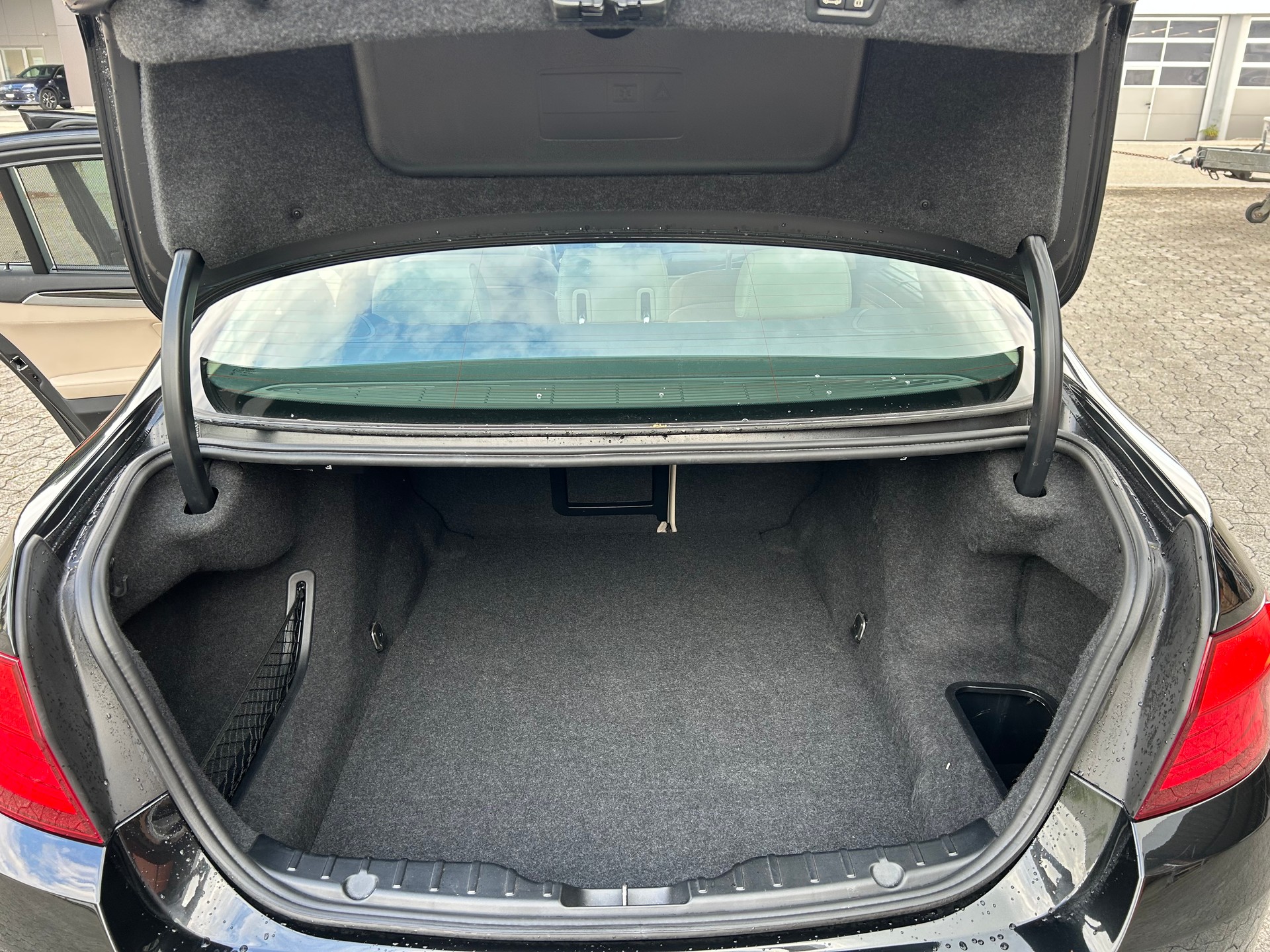 BMW 530d xDrive Steptronic-image-13