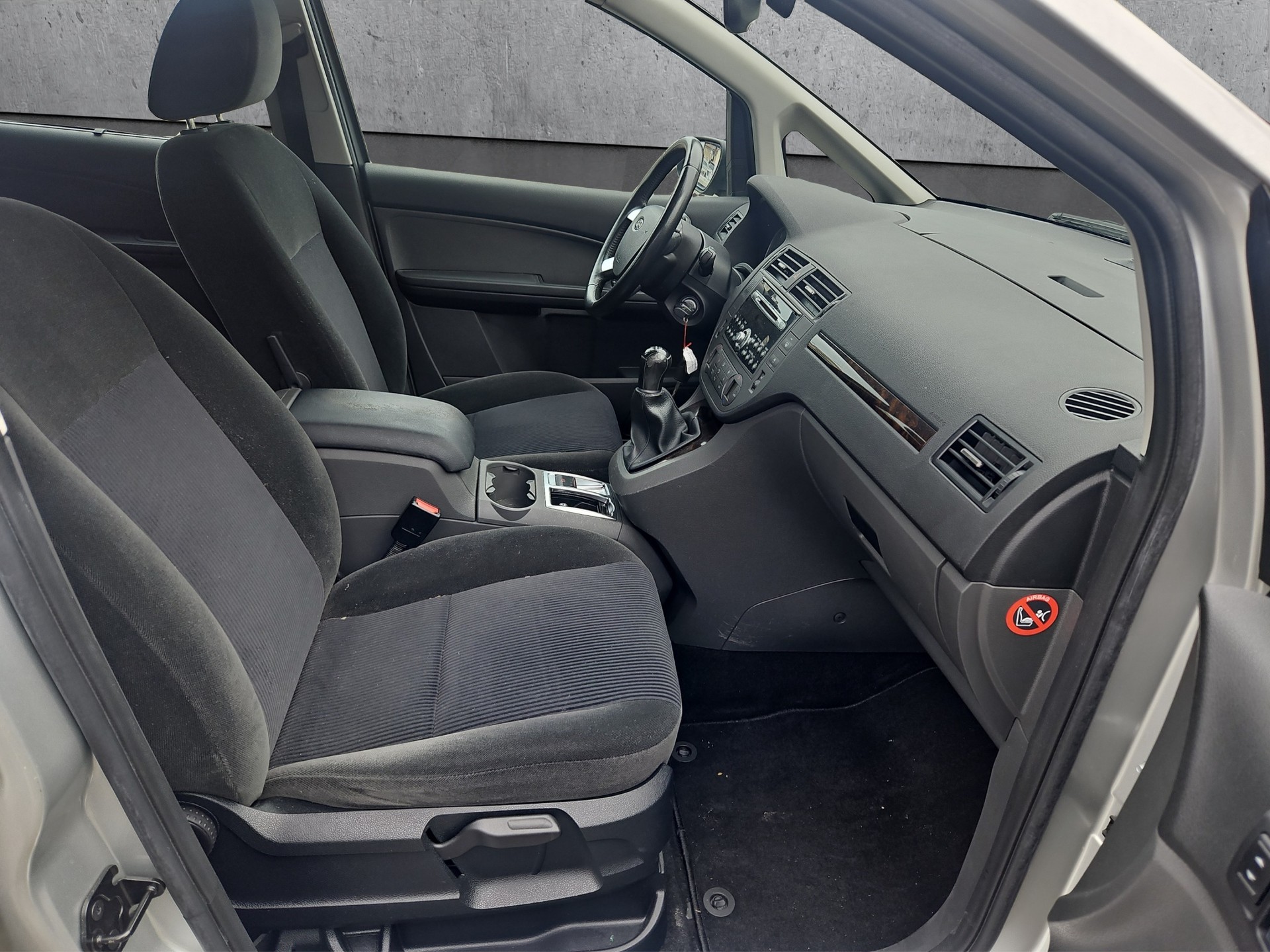 FORD Focus C-Max 2.0 TDCi Ghia-image-6