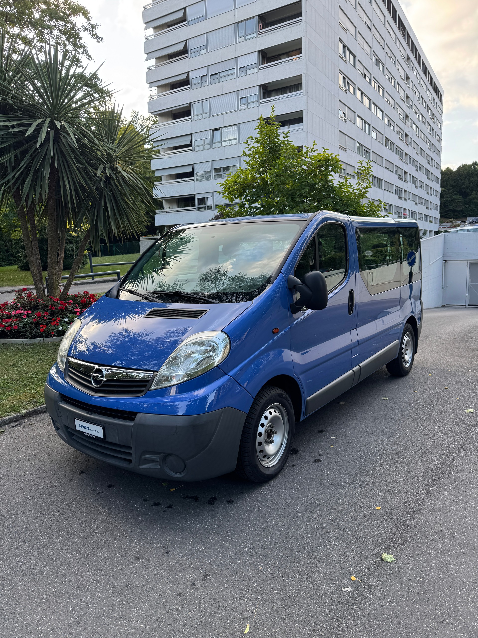 OPEL Vivaro 2.5 CDTI 2.7t L1H1
