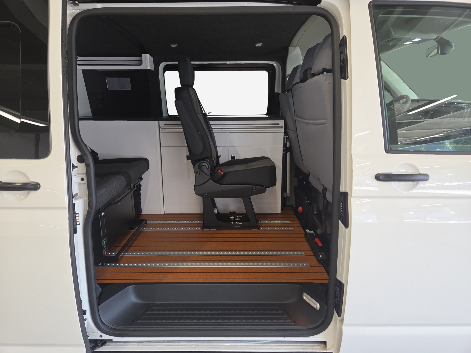 VW T6.1 ENVIA Pure Umbau-image-13