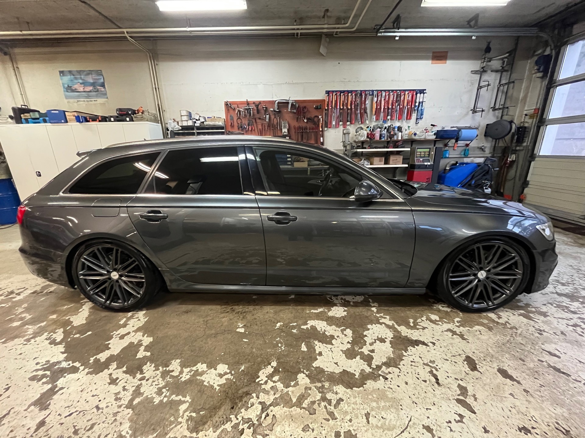 AUDI A6 Avant 3.0 TFSI V6 quattro S-tronic-image-1