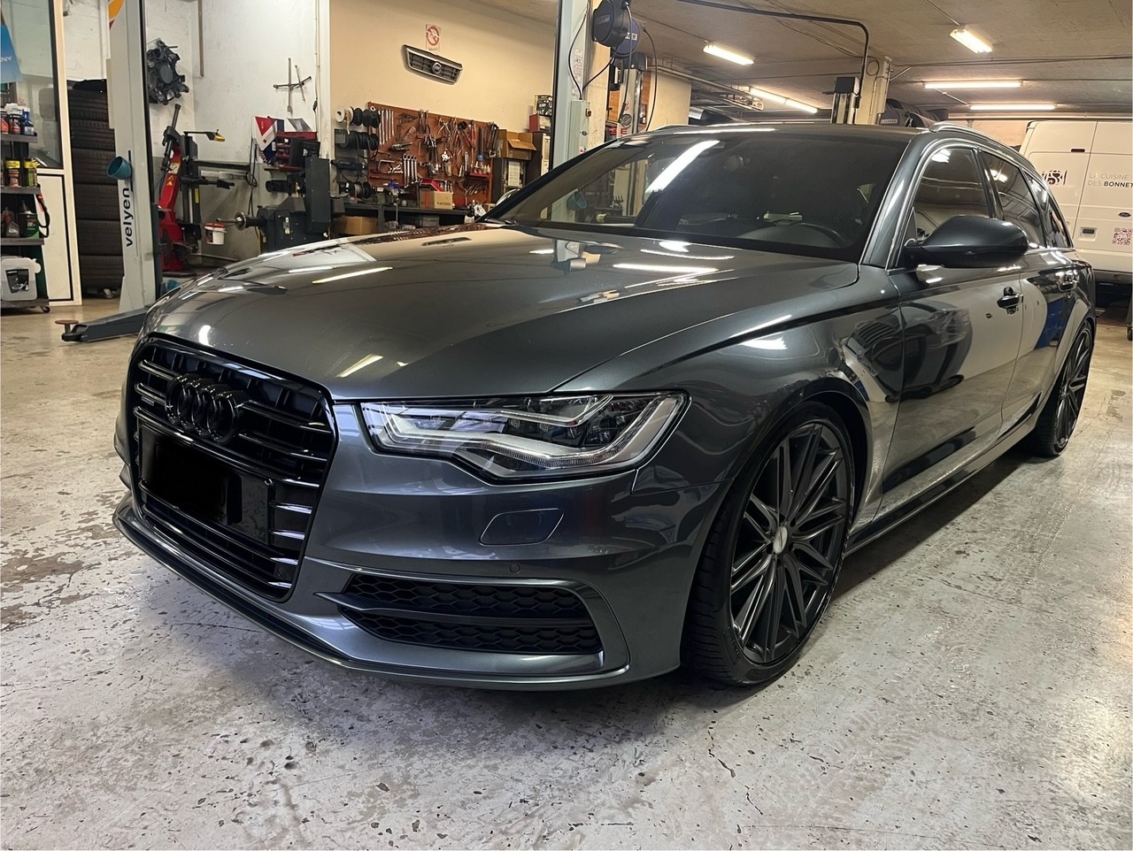 AUDI A6 Avant 3.0 TFSI V6 quattro S-tronic-image-5